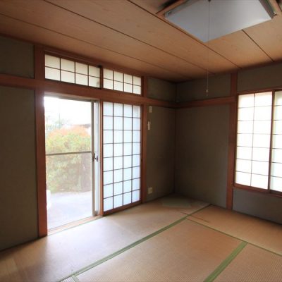 １F和室８帖　陽当たり良好　