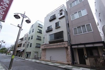 荒川ビル1階・B1階 | 八坂駅徒歩2分 | 貸店舗・事務所