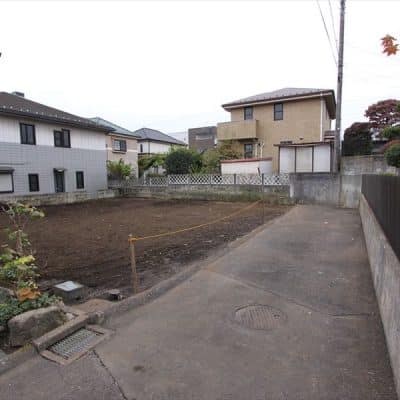 前面道路は行き止まりなので、お子様も安心してお過ごしいただけます