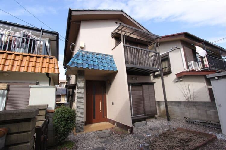 所沢市東狭山ヶ丘｜狭山ヶ丘駅徒歩6分の落ち着きのある住環境に佇む古家付売地