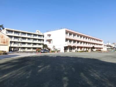 南小学校