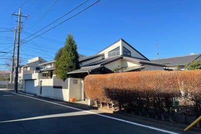 所沢市緑町/閑静な住宅街に佇む大型中古住宅/二世帯住宅向/土地：約106坪/建物約78.4坪