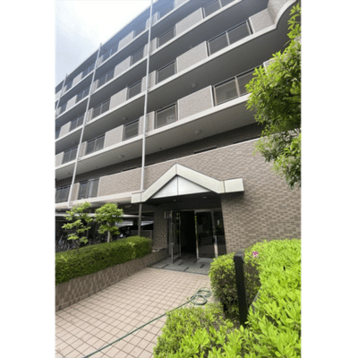広々とした玄関エントランス