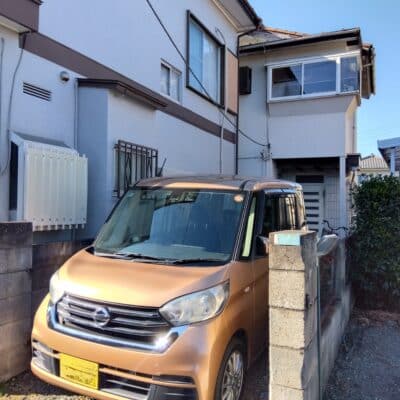 敷地延長部分には軽自動車が停められます。