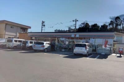 セブンイレブン入間鍵山店_R